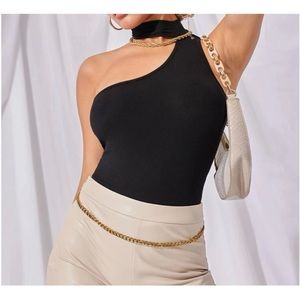 One Shoulder Top, Size M, excellent condition. Never worn!